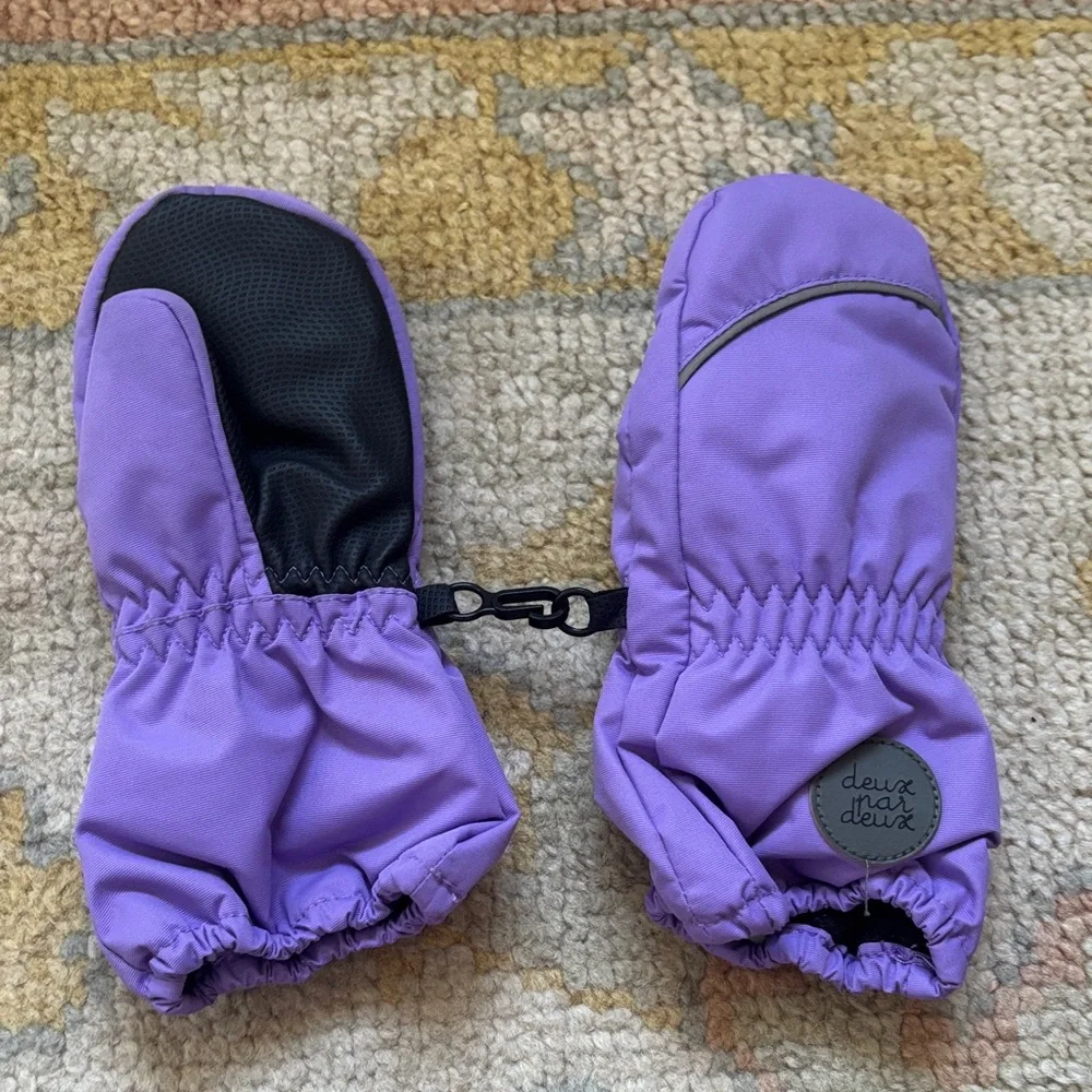 deux par deux Lavender Purple Kids Mittens with Black Grip